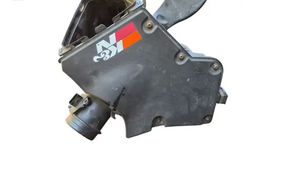 Audi A4 S4 B8 8K Air filter box 8K0133835B