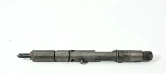 Audi A4 S4 B5 8D Fuel injector 059130201AE