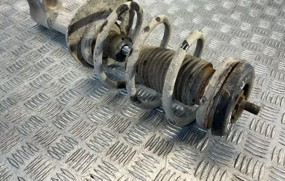 Peugeot 308 SW Front shock absorber/damper