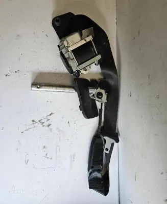 Renault Megane III Front seatbelt 868850008R B507744