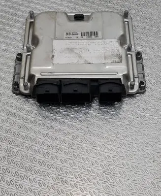 Peugeot 607 Engine control unit/module 9654695180 9640938180 0281011781