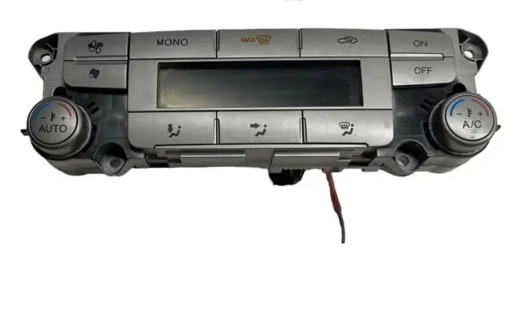 Ford Mondeo MK IV Climate control unit 7S7T18C612AF W8GC48825