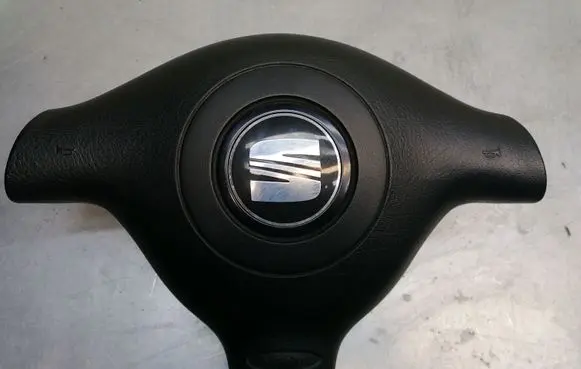 Seat Leon (1M) Steering wheel airbag 1M0880201M 6016566