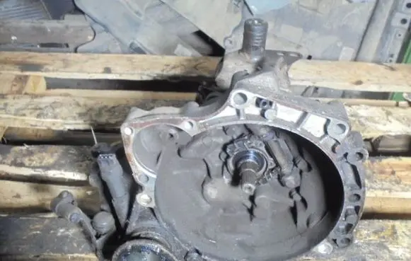 Volkswagen Polo III 6N 6N2 6NF Manual 4 speed gearbox DCD