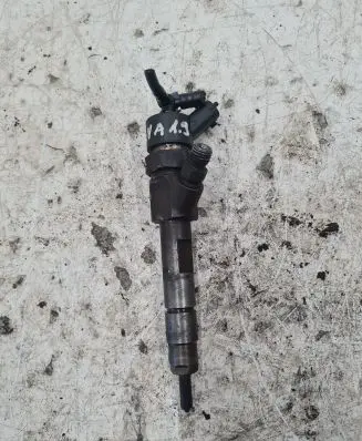 Fuel injector