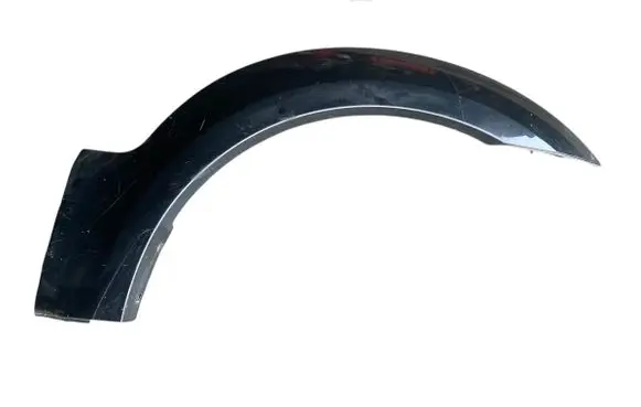 KIA Sorento Front arch trim 877213E500