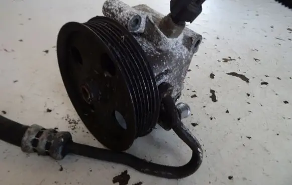 Ford Focus Power steering pump