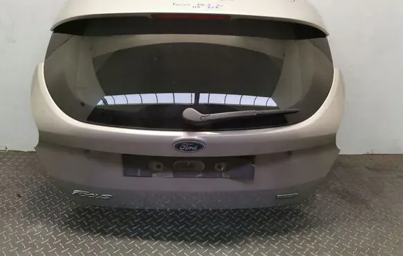 Ford Focus Tailgate/trunk/boot lid 09090909090