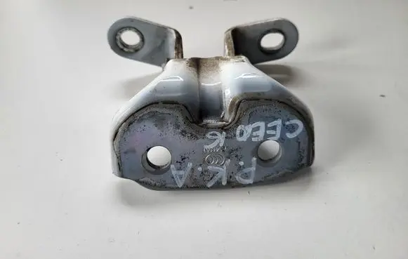 KIA Pro Cee'd II Front door lower hinge 