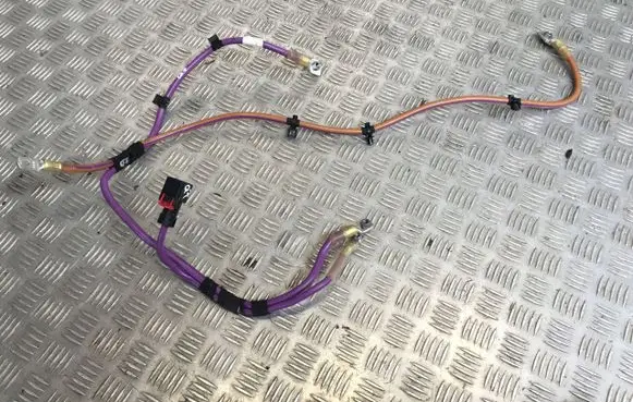 Audi Q7 4L Positive wiring loom 4M0971227CB