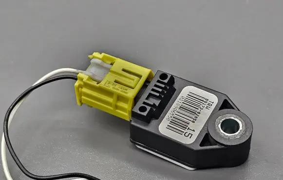 Toyota Auris 150 Airbag deployment crash/impact sensor 8917302050