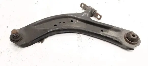 Nissan X-Trail T32 Front lower control arm/wishbone 