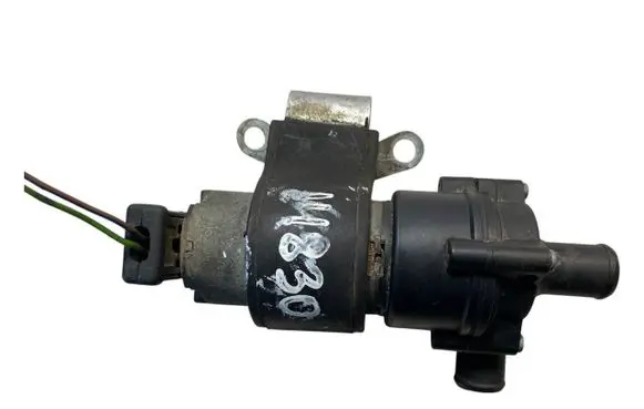 Mercedes-Benz Vito Viano W638 Electric auxiliary coolant/water pump 0392020026