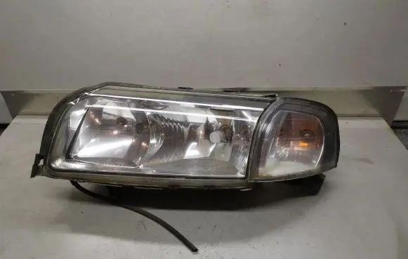 Volvo S80 Headlight/headlamp