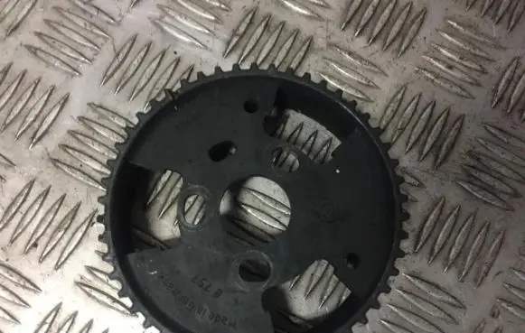 Camshaft pulley/ VANOS