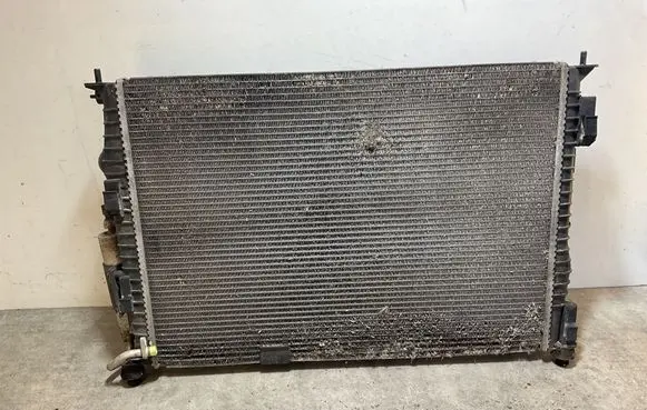 Nissan Qashqai Coolant radiator 21410BB50A