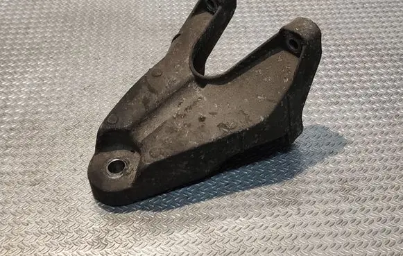 Ford Transit Engine mounting bracket