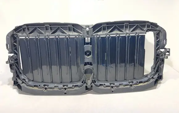 BMW X7 G07 Intercooler air guide/duct channel 5113226775