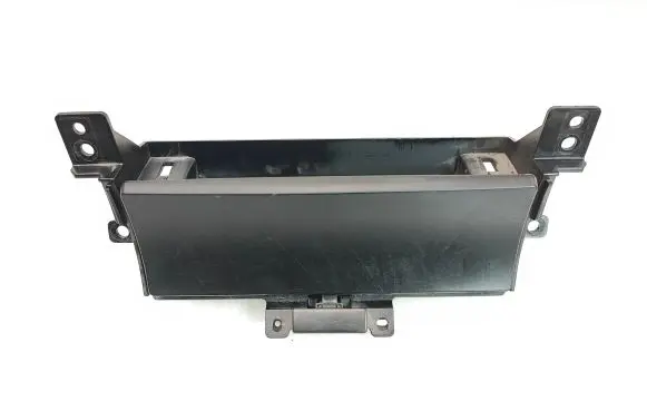 Suzuki Grand Vitara II Dashboard storage box/compartment 