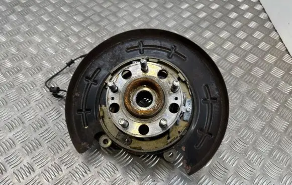KIA Sorento Rear wheel hub 