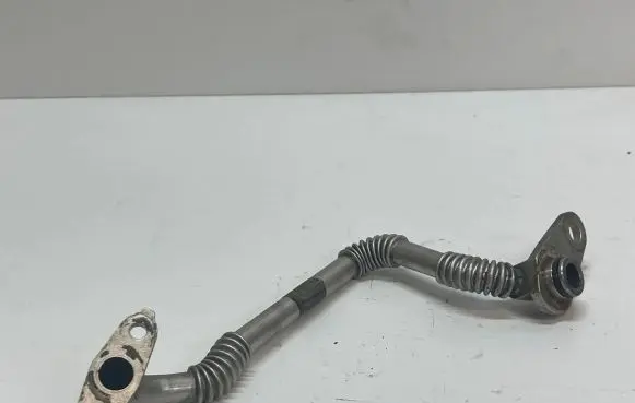 Coolant pipe/hose