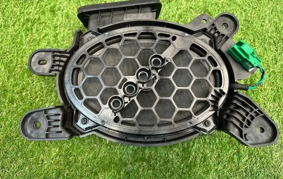 Ford Kuga III Subwoofer speaker LJ6T19A067BA