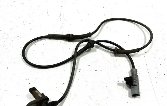 Land Rover Range Rover Sport L320 ABS brake wheel speed sensor F00C1G0009