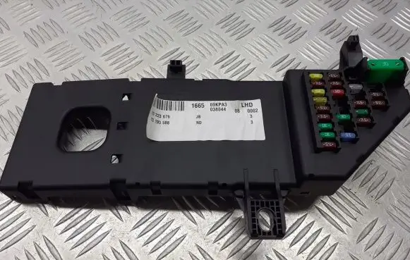 Opel Signum Central body control module 13223679