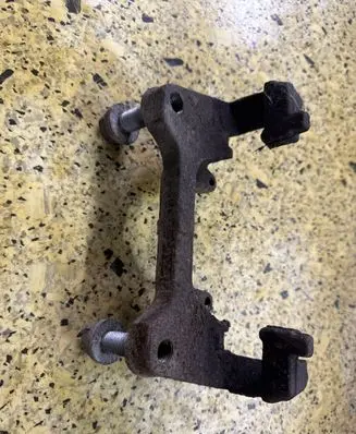 Audi A6 S6 C6 4F Front Brake Caliper Pad/Carrier