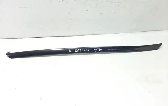 Volvo XC60 Windshield trim