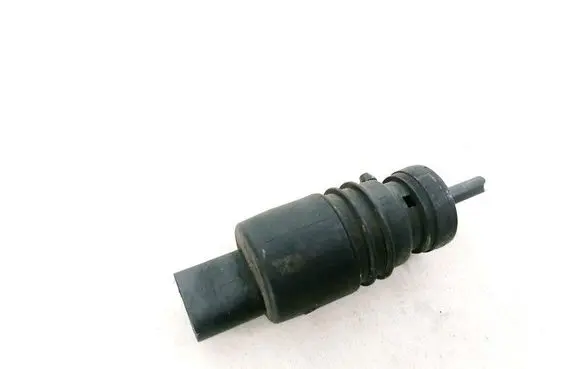BMW 5 F10 F11 Windscreen/windshield washer pump