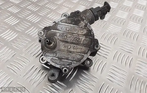 Volvo XC90 Vacuum pump 08699237
