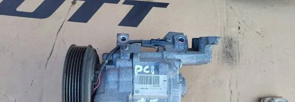 Dacia Duster Air conditioning (A/C) compressor (pump) Z0014345B 3060691324