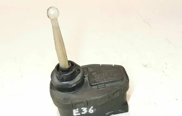 Headlight level adjustment motor