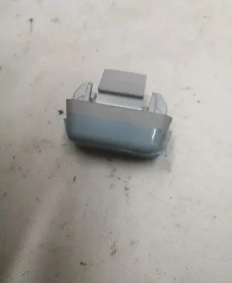Tesla Model 3 Sun visor clip/hook/bracket 153308800D