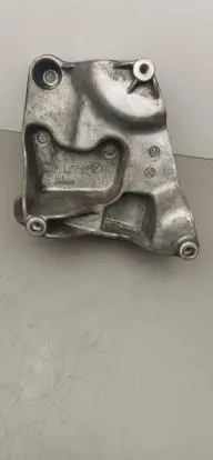 BMW X3 E83 A/C compressor mount bracket 7794614