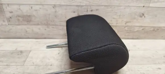 Toyota Corolla Verso E121 Rear seat headrest 