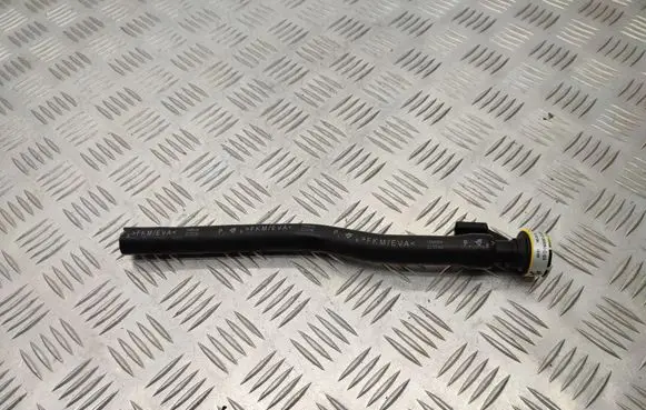 Opel Astra L Breather hose/pipe 9812135680