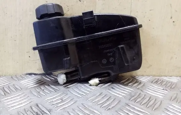 Volvo XC90 Power steering fluid tank/reservoir 30645621