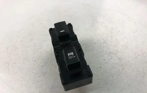 KIA Sorento Electric window control switch 202008901