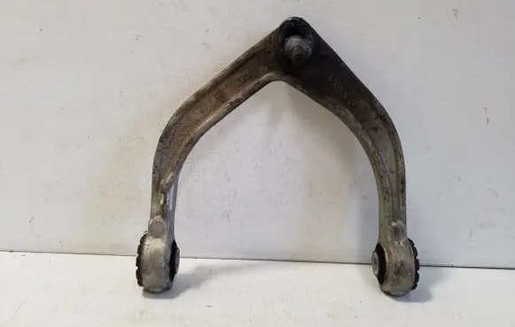 Volvo XC90 Front lower control arm/wishbone 31360633