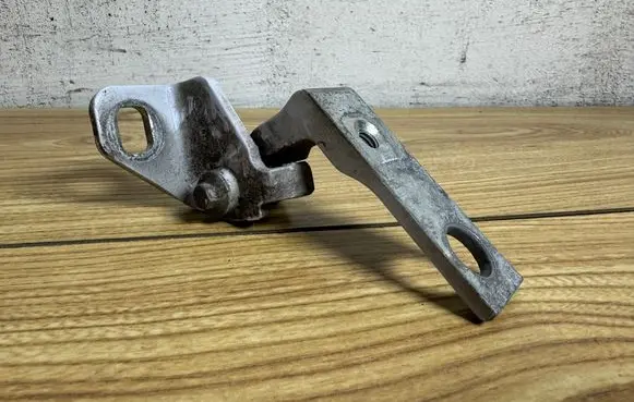 Ford S-MAX Rear door upper hinge 6M21U2810AB