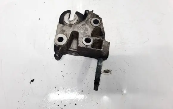 Volvo V50 Engine mounting bracket 3M516030 3M51-6030-BE