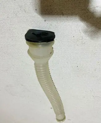 Toyota RAV 4 (XA40) Windshield washer fluid hose 