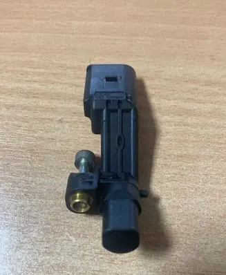 Skoda Octavia Mk2 (1Z) Crankshaft position sensor 036906433A