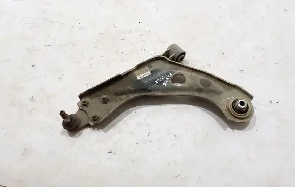 Peugeot 5008 Front lower control arm/wishbone 9816865580