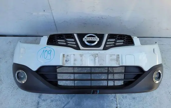Nissan Qashqai Front bumper