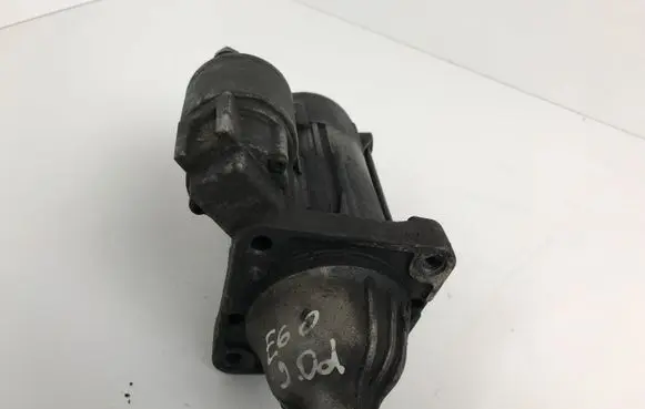 BMW 5 E60 E61 Starter motor 7787354 D7G4 2F61319