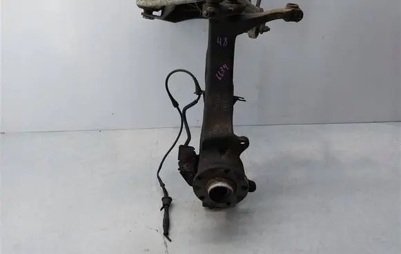 Audi A8 S8 D2 4D Front wheel hub spindle knuckle 4D0407257F