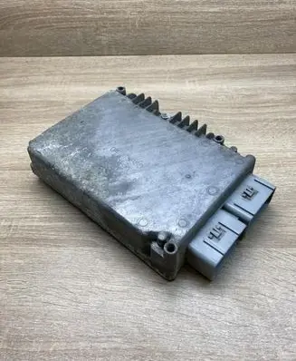 Chrysler Voyager Engine control unit/module ECU P04727280AB 04745860